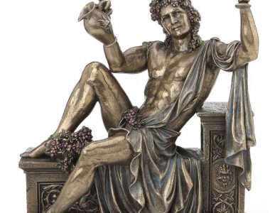 Thần Dionysus, vị Thần bảo hộ của rượu vang